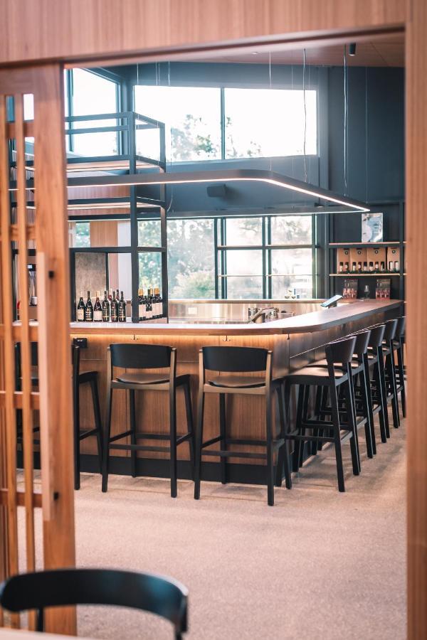 Balgownie Estate Yarra Valley Ярра-Глен Экстерьер фото The bar at the restaurant