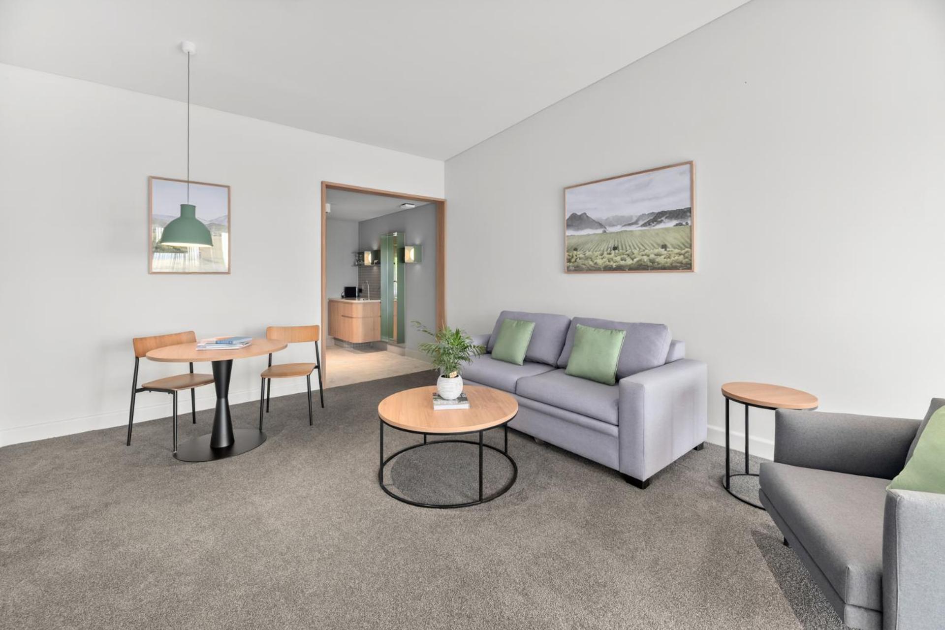 Balgownie Estate Yarra Valley Ярра-Глен Экстерьер фото A staged living room